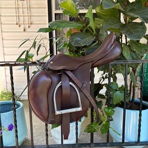 ThornHill Germania Two Phase Saddle